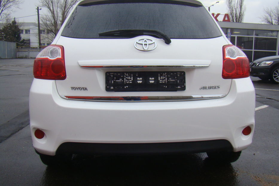 Продам Toyota Auris 2014 года в Одессе