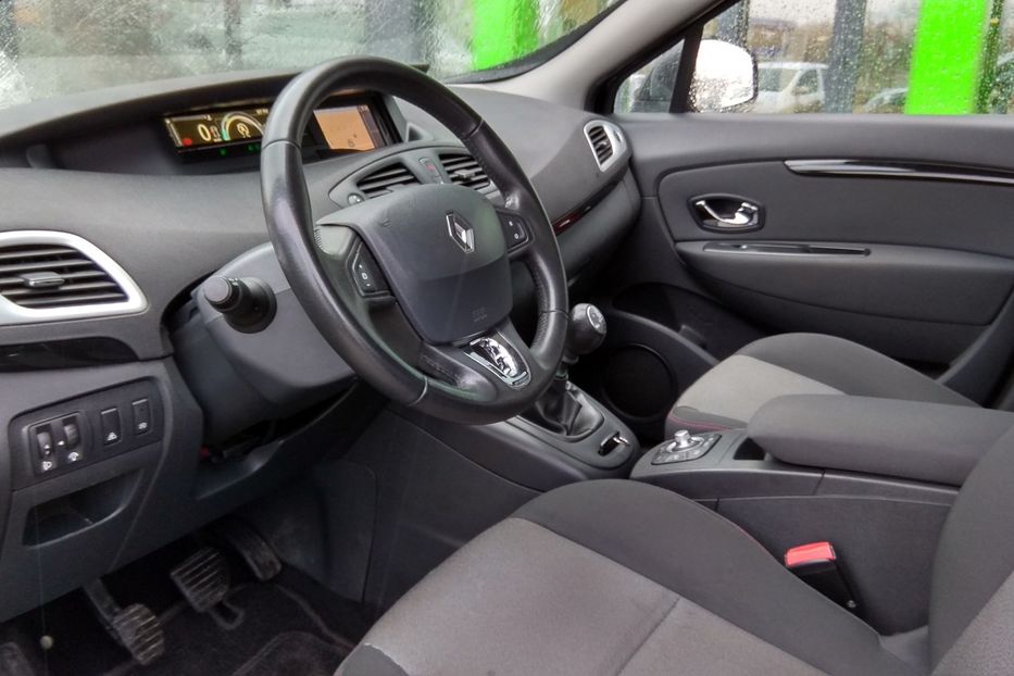 Продам Renault Grand Scenic 7 мест 2013 года в Николаеве