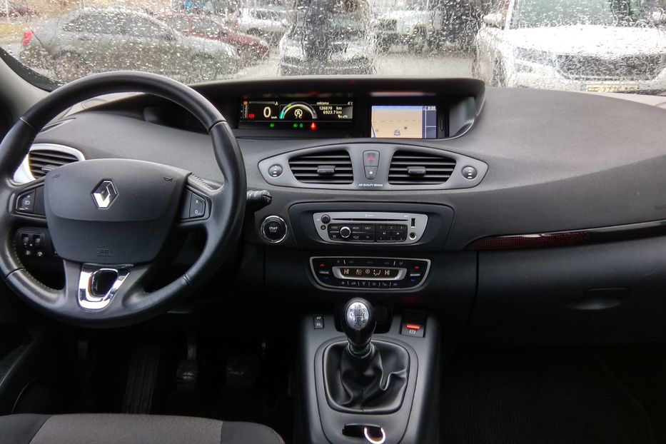 Продам Renault Grand Scenic 7 мест 2013 года в Николаеве