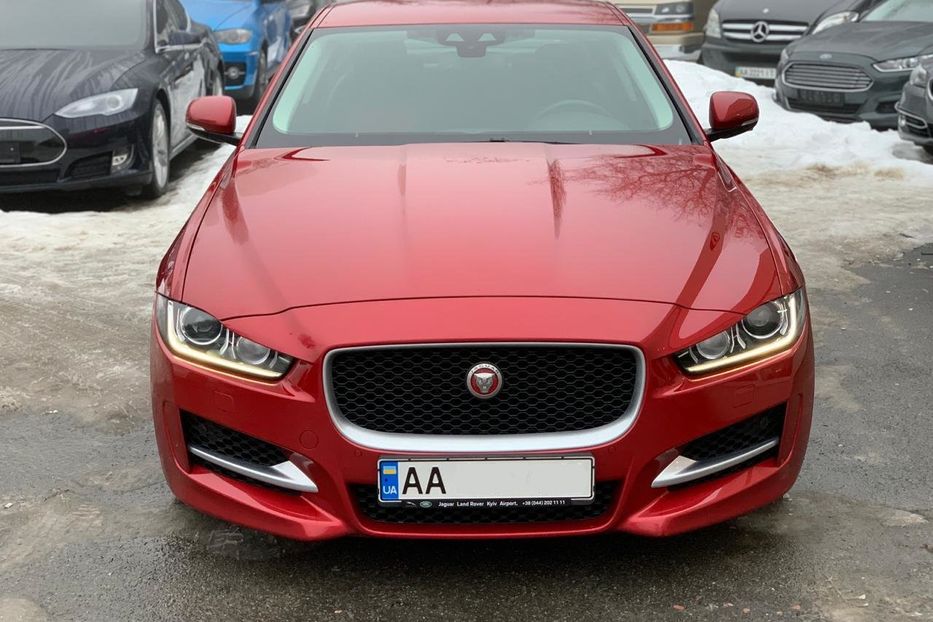 Продам Jaguar XE R-Sport 2015 года в Киеве