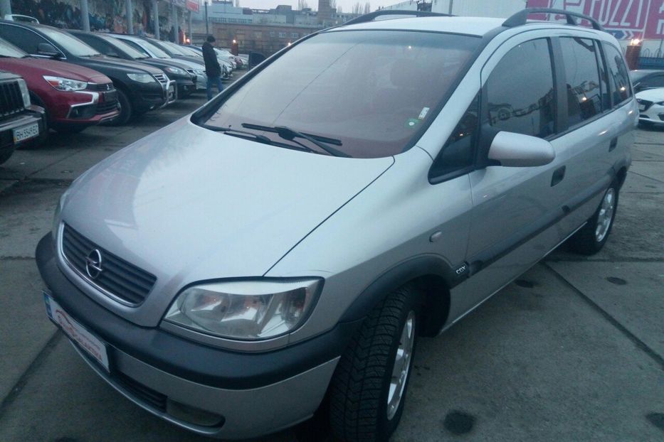 Продам Opel Zafira 2000 года в Одессе