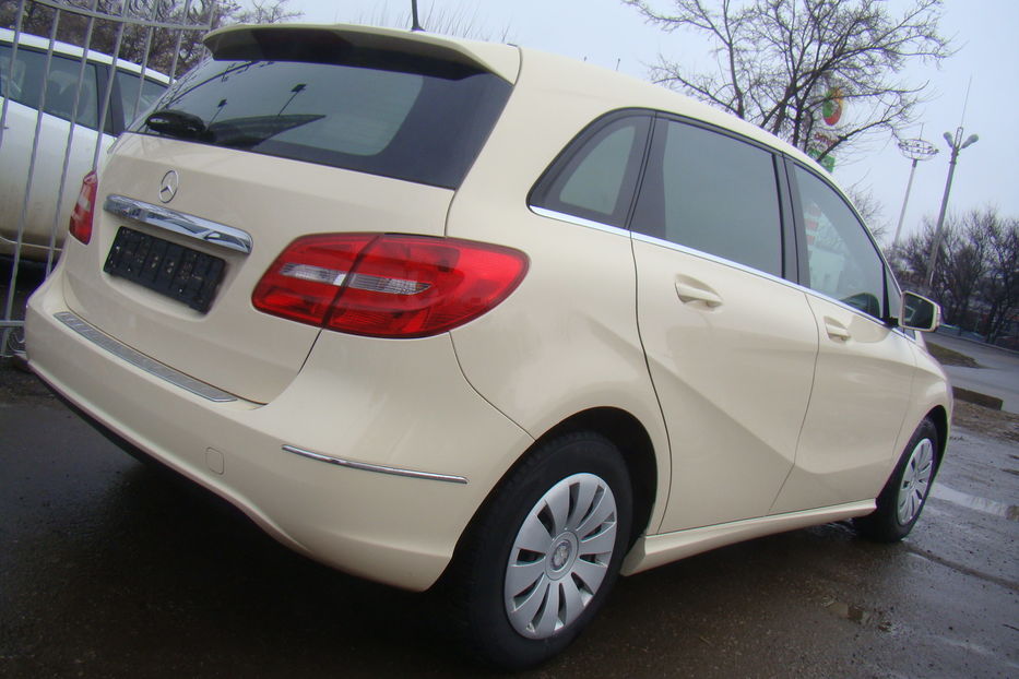 Продам Mercedes-Benz B-Class 1.8cdi АКПП 2014 года в Одессе