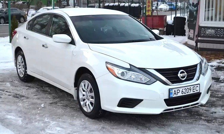 Продам Nissan Altima 2016 года в Киеве