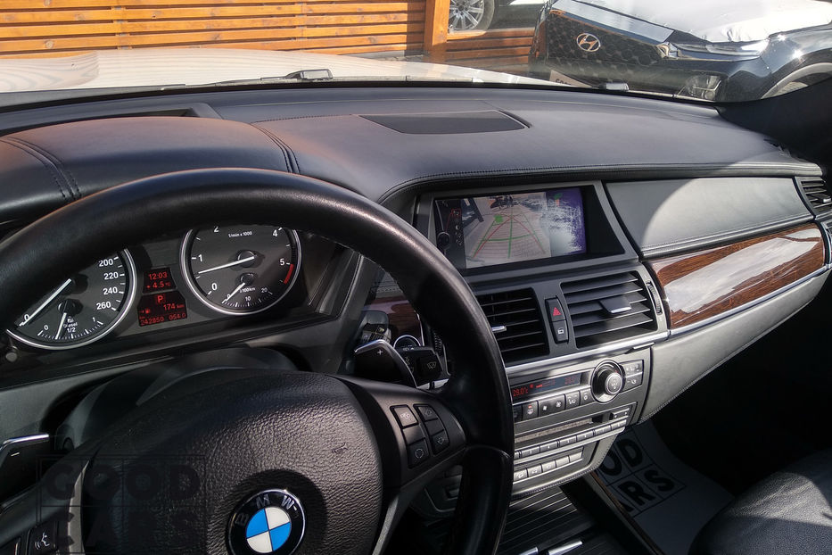 Продам BMW X5 M40D 2011 года в Одессе