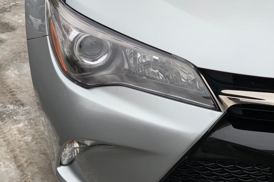 Продам Toyota Camry SE 2015 года в Киеве