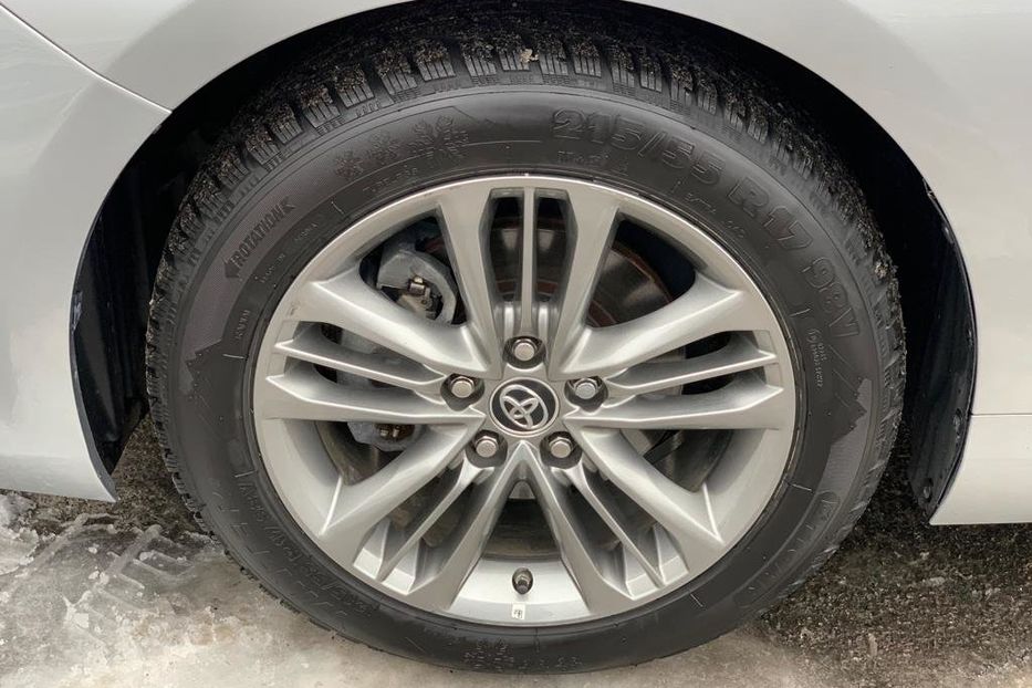 Продам Toyota Camry SE 2015 года в Киеве
