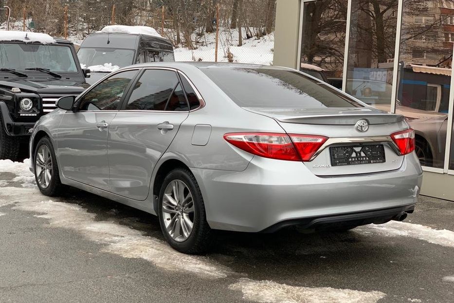 Продам Toyota Camry SE 2015 года в Киеве