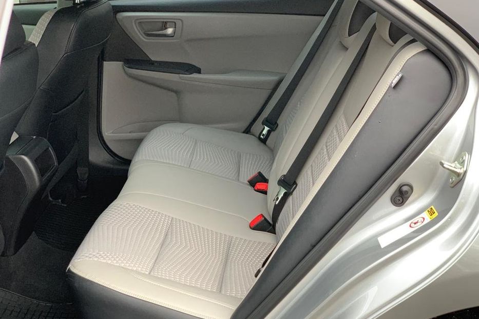 Продам Toyota Camry SE 2015 года в Киеве