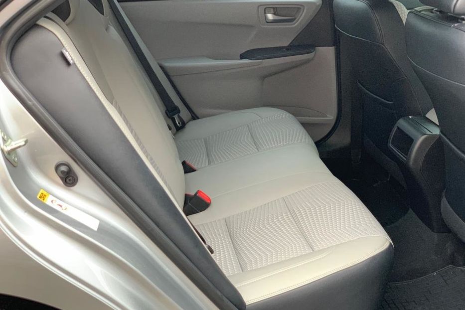 Продам Toyota Camry SE 2015 года в Киеве