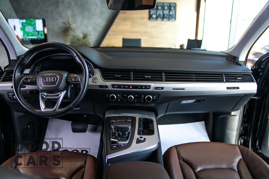 Продам Audi Q7 2016 года в Одессе