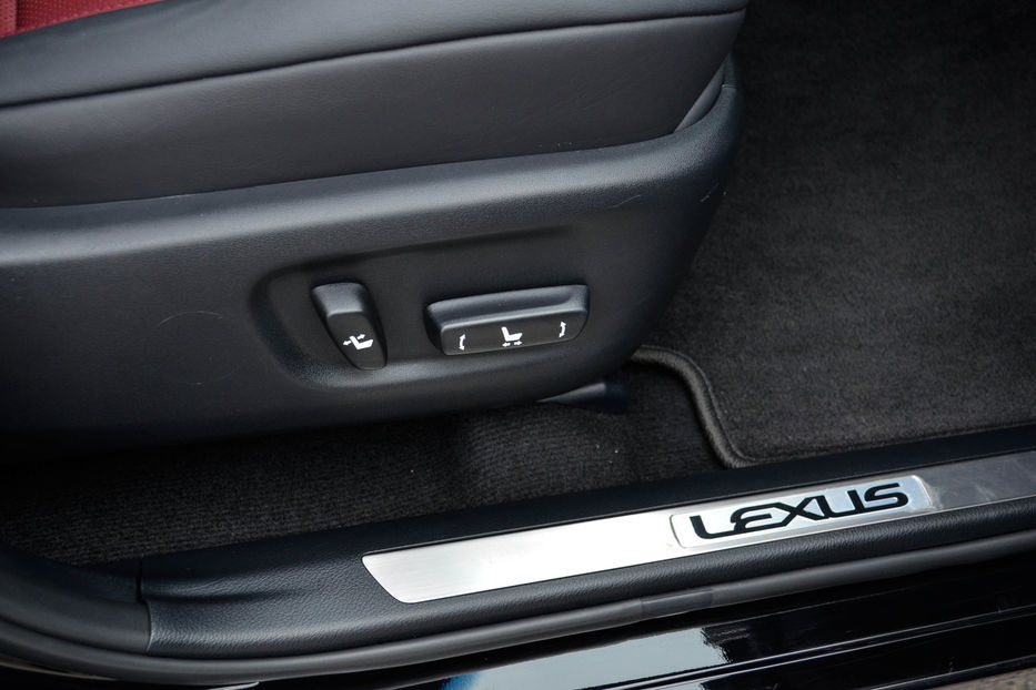 Продам Lexus NX 200 F-Sport 2017 года в Киеве