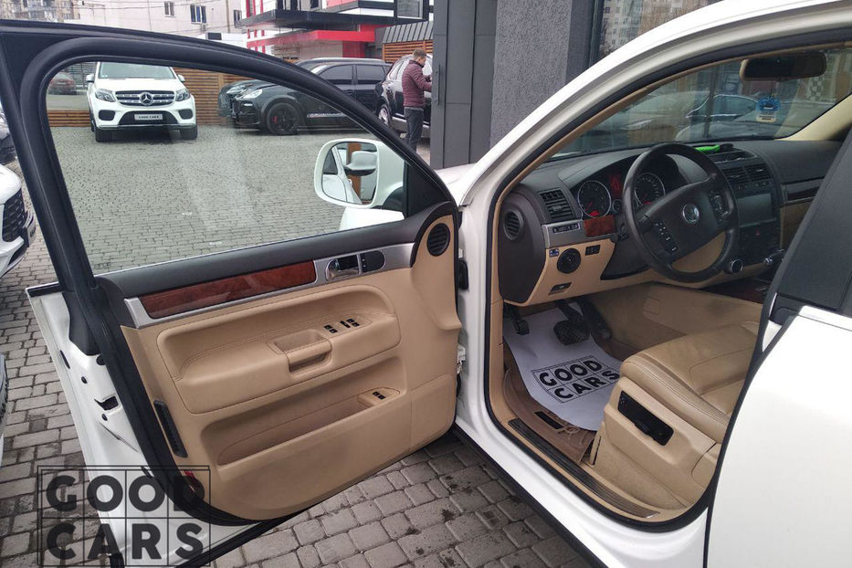 Продам Volkswagen Touareg 2010 года в Одессе