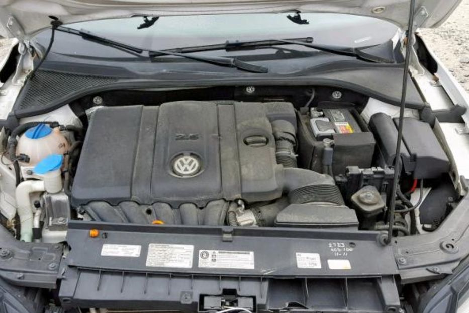 Продам Volkswagen Passat B7 2.5 автомат  2012 года в Львове