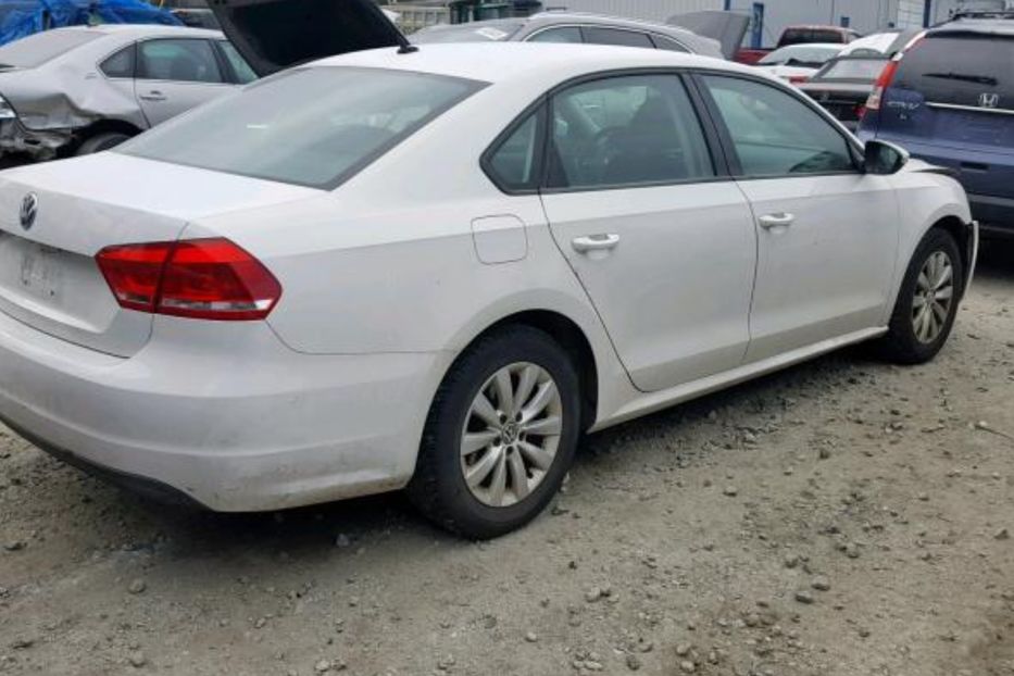 Продам Volkswagen Passat B7 2.5 автомат  2012 года в Львове