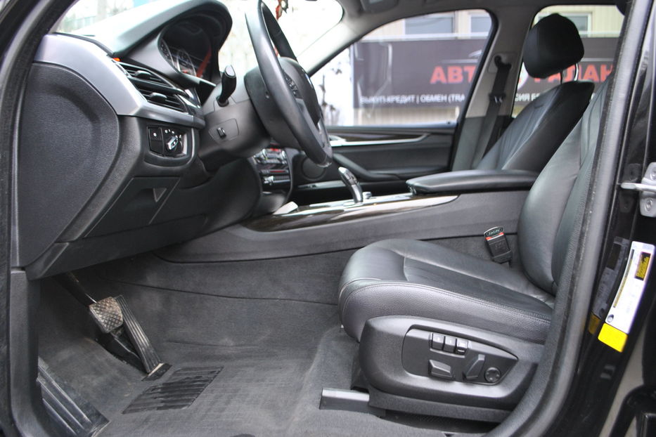 Продам BMW X5 2015 года в Одессе