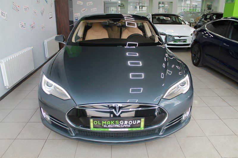 Продам Tesla Model S 85 + Пневмоподвеска 2012 года в Киеве