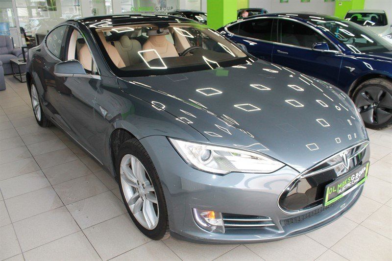 Продам Tesla Model S 85 + Пневмоподвеска 2012 года в Киеве