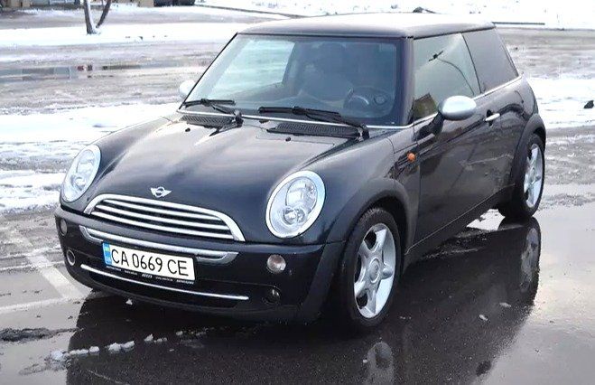 Продам MINI Cooper 2004 года в Киеве