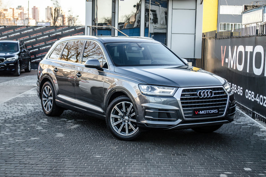 Продам Audi Q7 2.0 TFSI 2017 года в Киеве