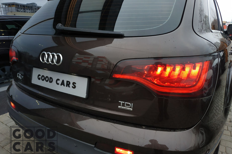 Продам Audi Q7 2013 года в Одессе