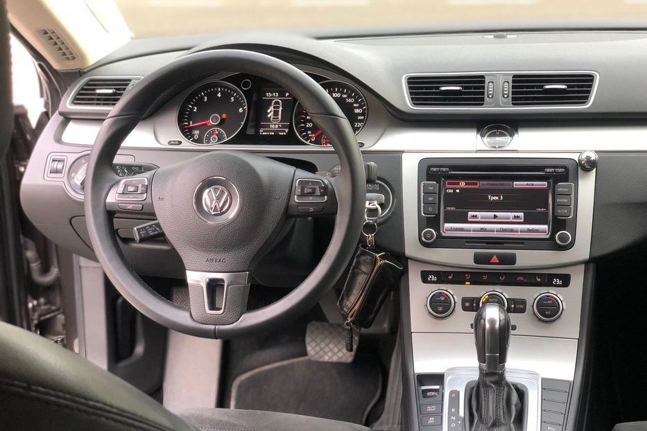 Продам Volkswagen Passat CC 2013 года в Днепре