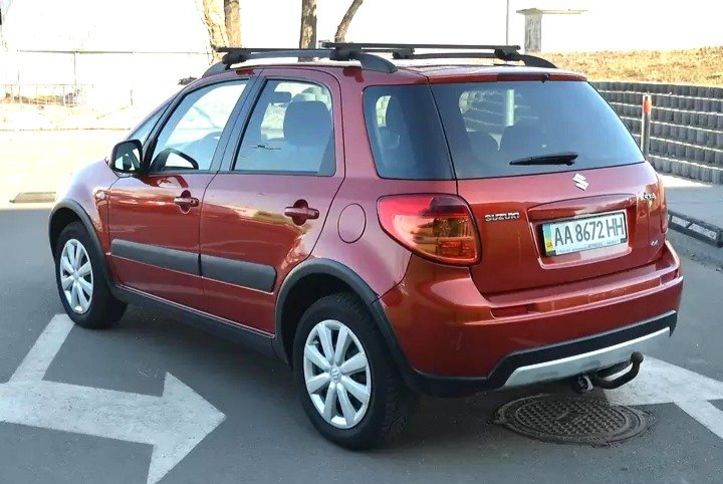 Продам Suzuki SX4 2012 года в Киеве