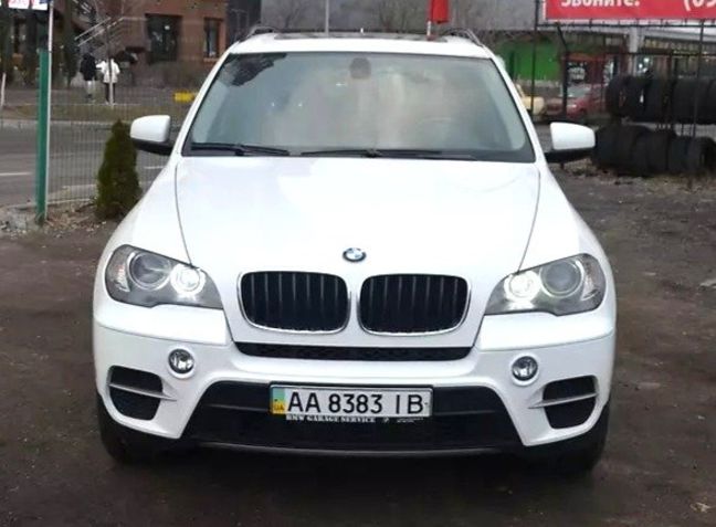 Продам BMW X5 2010 года в Киеве