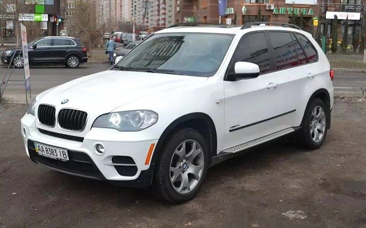 Продам BMW X5 2010 года в Киеве