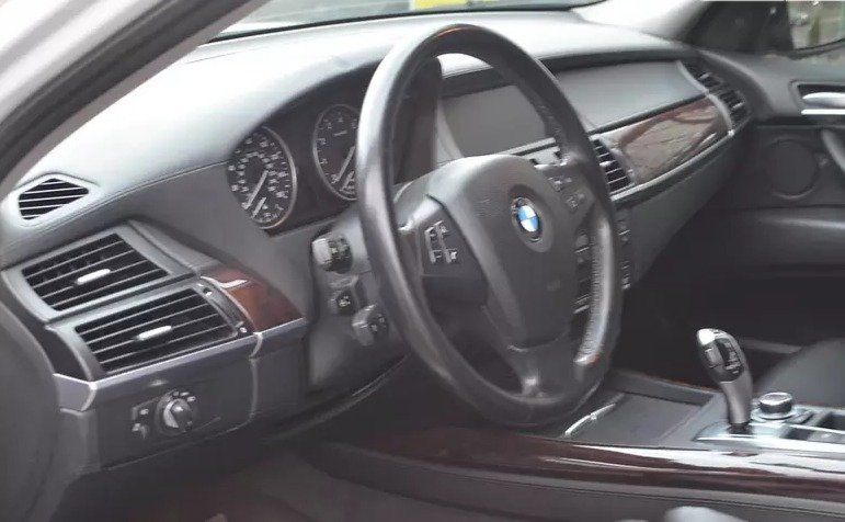 Продам BMW X5 2010 года в Киеве