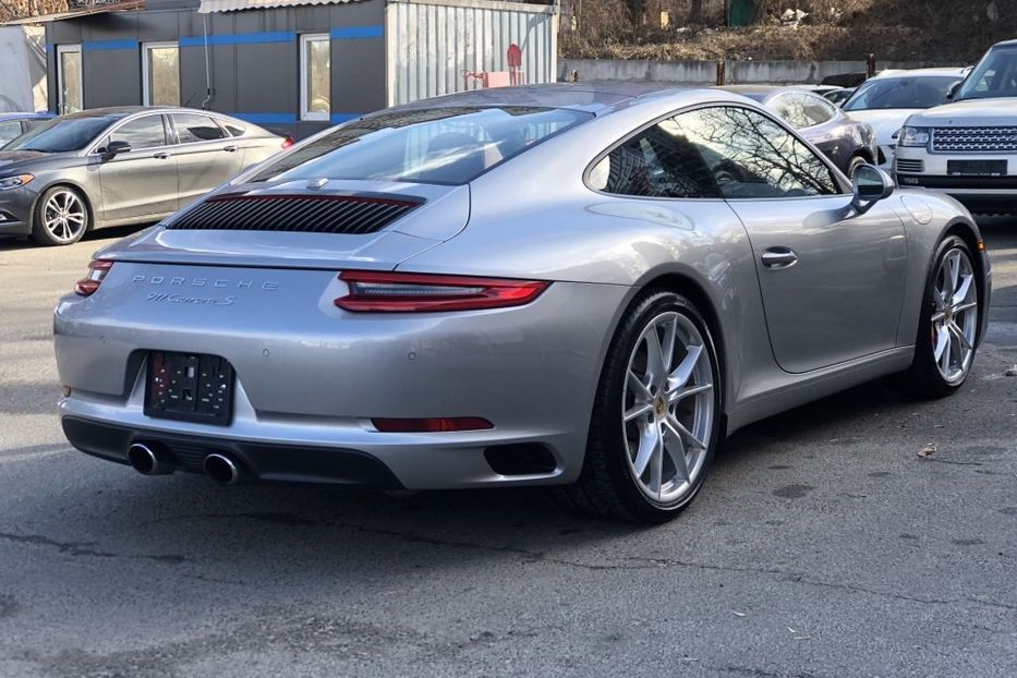 Продам Porsche 911 Carrera S 2017 года в Киеве