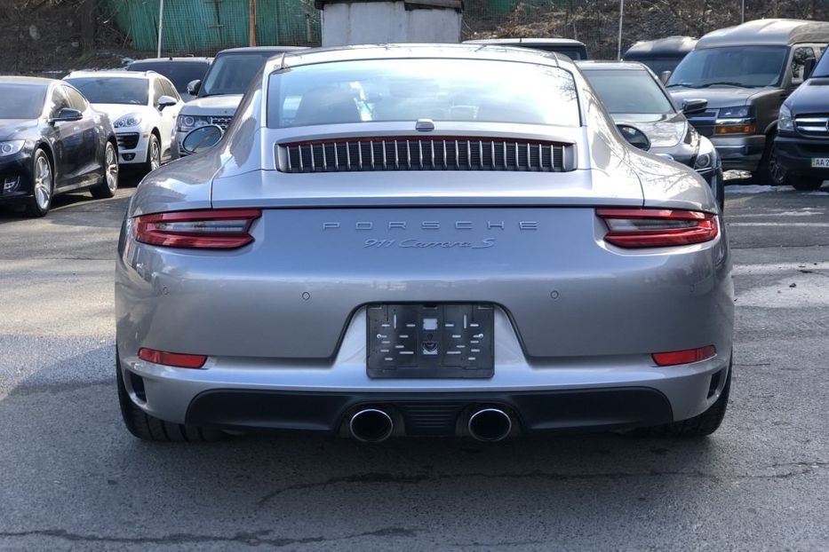 Продам Porsche 911 Carrera S 2017 года в Киеве