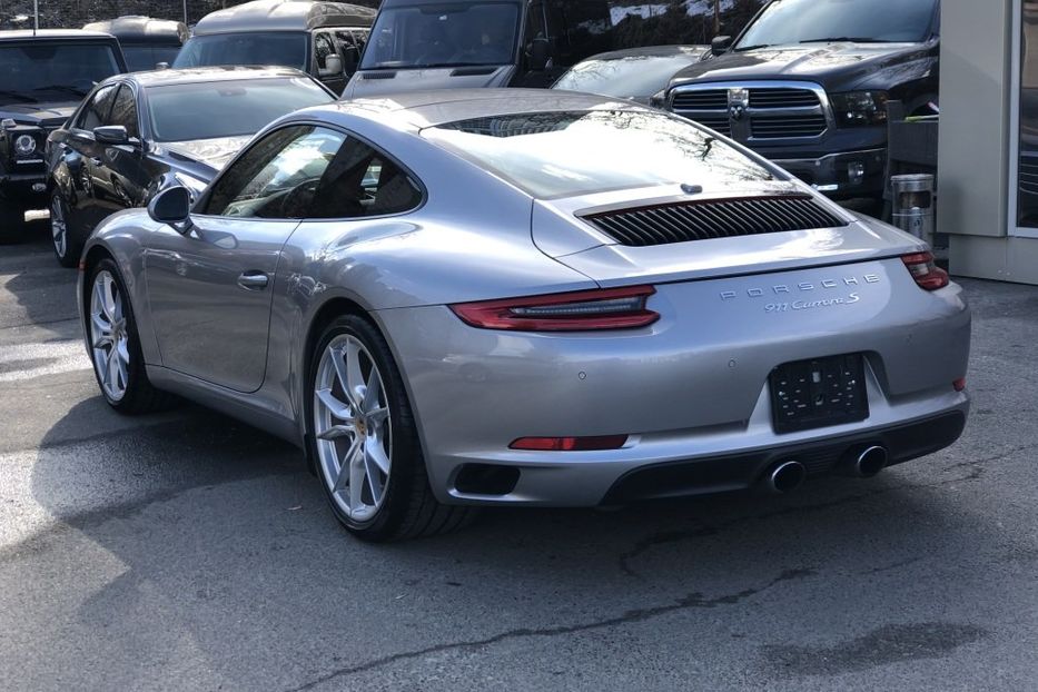 Продам Porsche 911 Carrera S 2017 года в Киеве