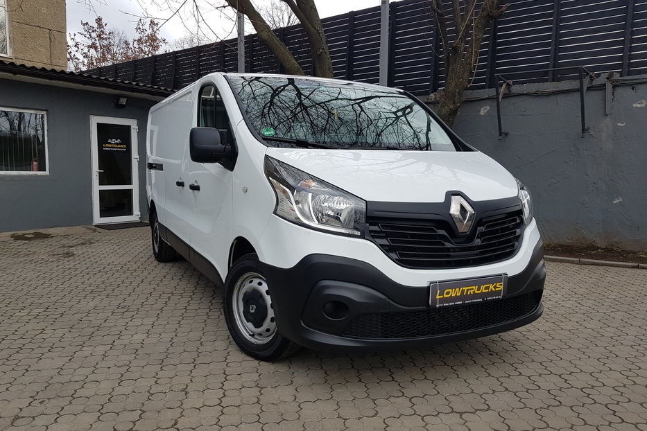 Продам Renault Trafic груз. LONG 120 AC 2016 года в Одессе