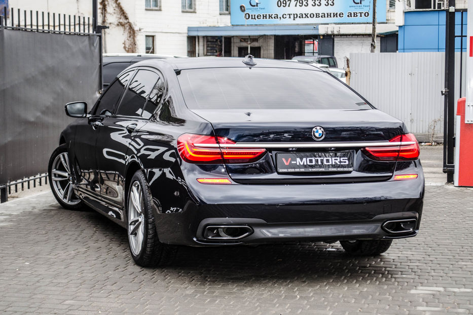 Продам BMW 740 Ld Xdrive 2016 года в Киеве