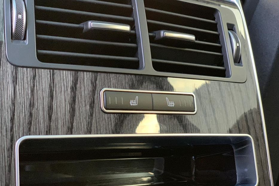 Продам Land Rover Range Rover Sport SVR 2014 года в Киеве