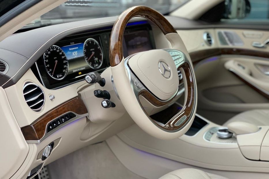 Продам Mercedes-Benz S-Class AMG\\\ 4matic 2013 года в Киеве