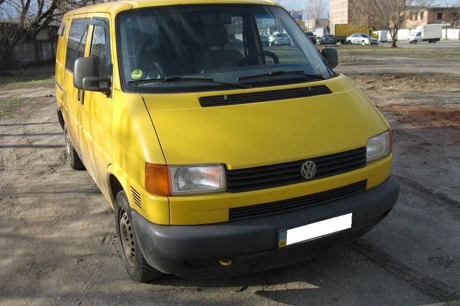 Продам Volkswagen T4 (Transporter) пасс. 2003 года в Киеве