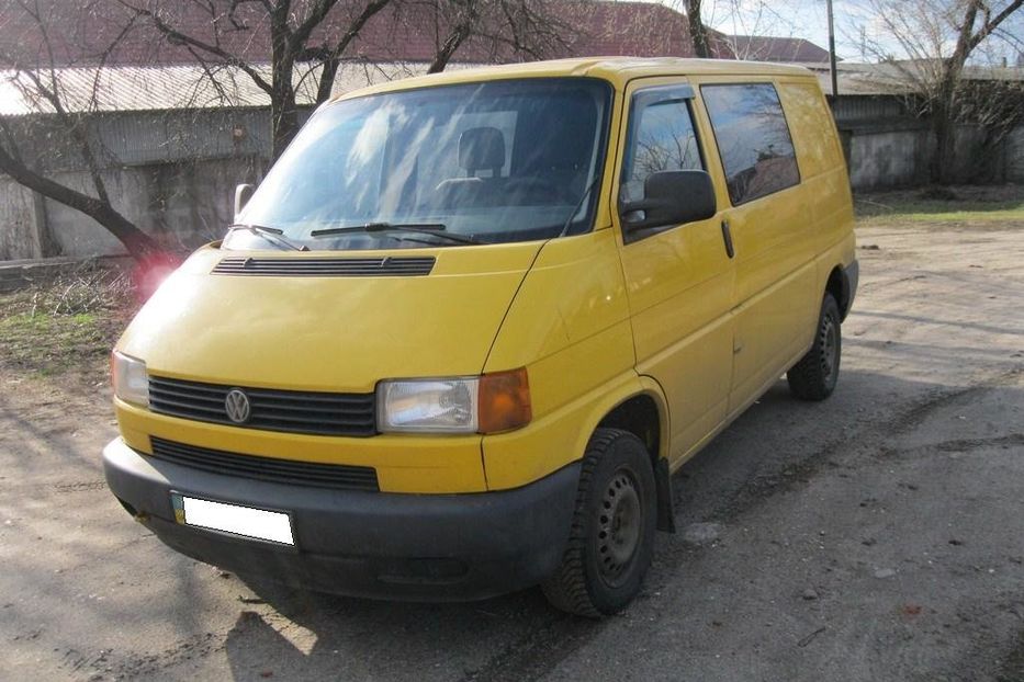 Продам Volkswagen T4 (Transporter) пасс. 2003 года в Киеве