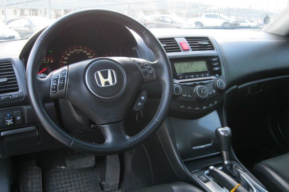 Продам Honda Accord 2006 года в Киеве