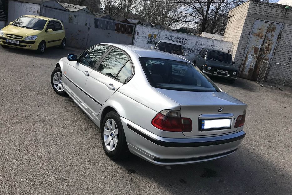 Продам BMW 320 2001 года в Днепре