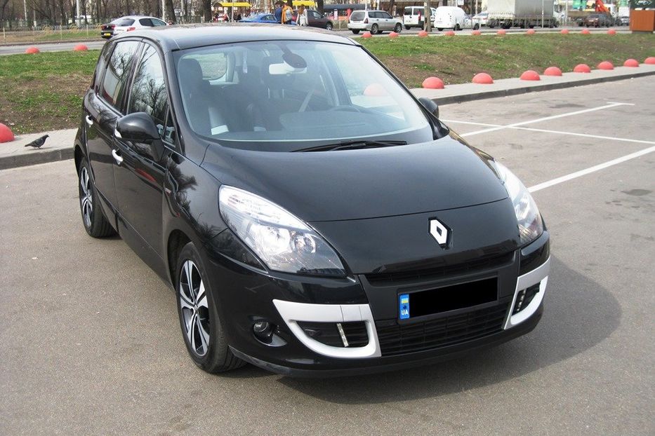 Продам Renault Scenic Edition Bose   2011 года в Киеве