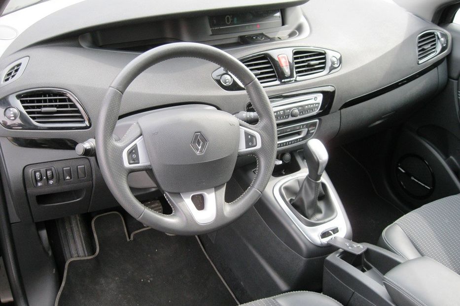 Продам Renault Scenic Edition Bose   2011 года в Киеве