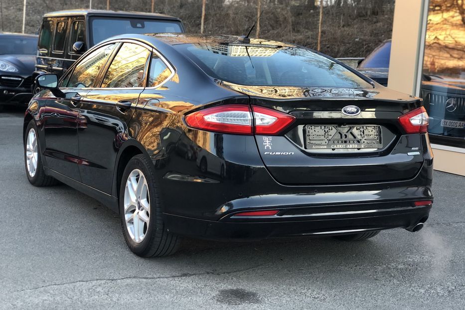 Продам Ford Ford Fusion SE 2015 года в Киеве