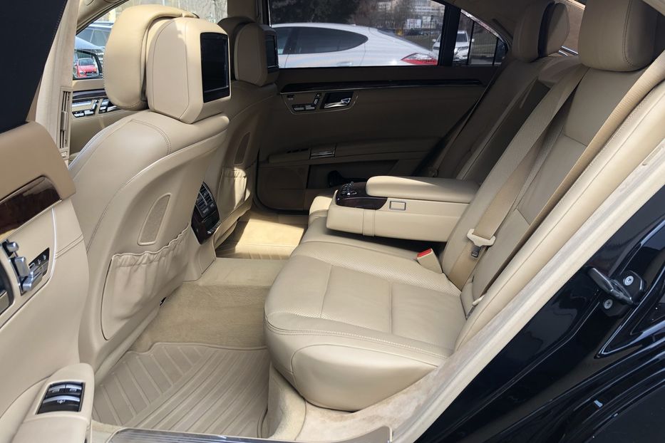 Продам Mercedes-Benz S-Class 500 4.6 bi-turbo 4Matic 2011 года в Киеве