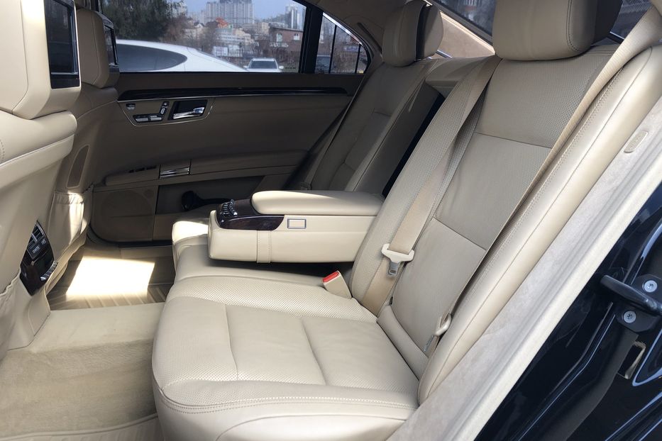 Продам Mercedes-Benz S-Class 500 4.6 bi-turbo 4Matic 2011 года в Киеве