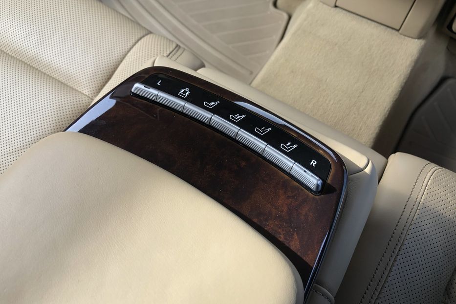 Продам Mercedes-Benz S-Class 500 4.6 bi-turbo 4Matic 2011 года в Киеве