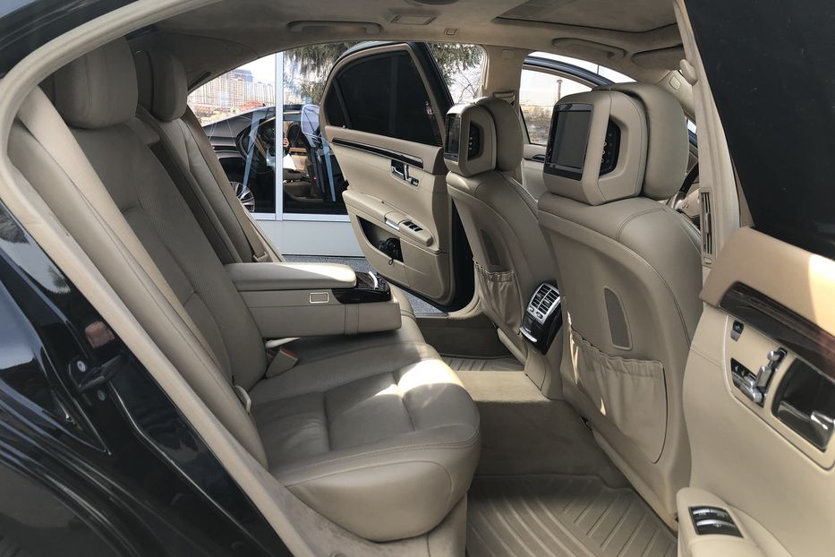 Продам Mercedes-Benz S-Class 500 4.6 bi-turbo 4Matic 2011 года в Киеве