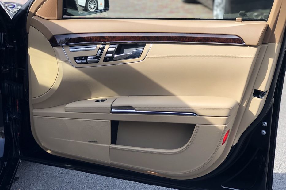 Продам Mercedes-Benz S-Class 500 4.6 bi-turbo 4Matic 2011 года в Киеве