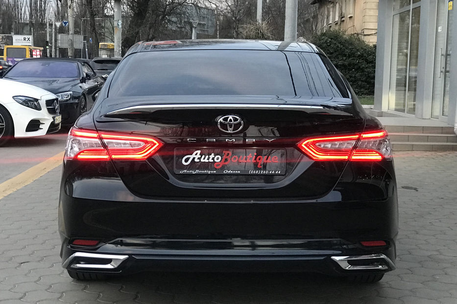 Продам Toyota Camry Premium 2018 года в Одессе