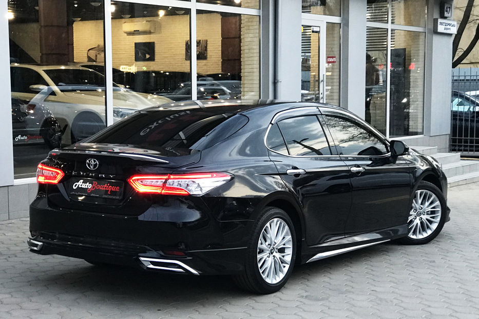 Продам Toyota Camry Premium 2018 года в Одессе